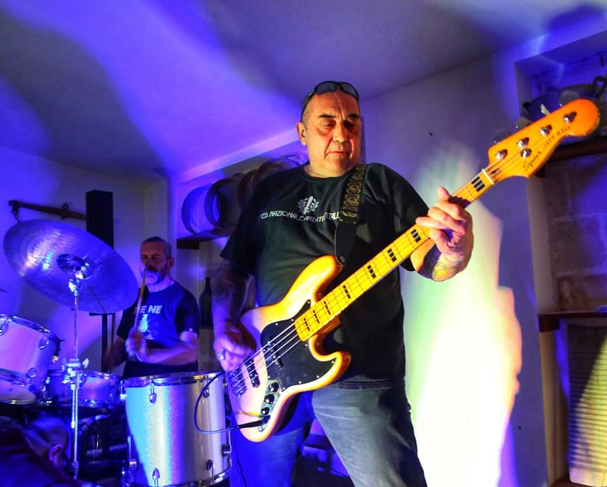 ultima frontiera la band