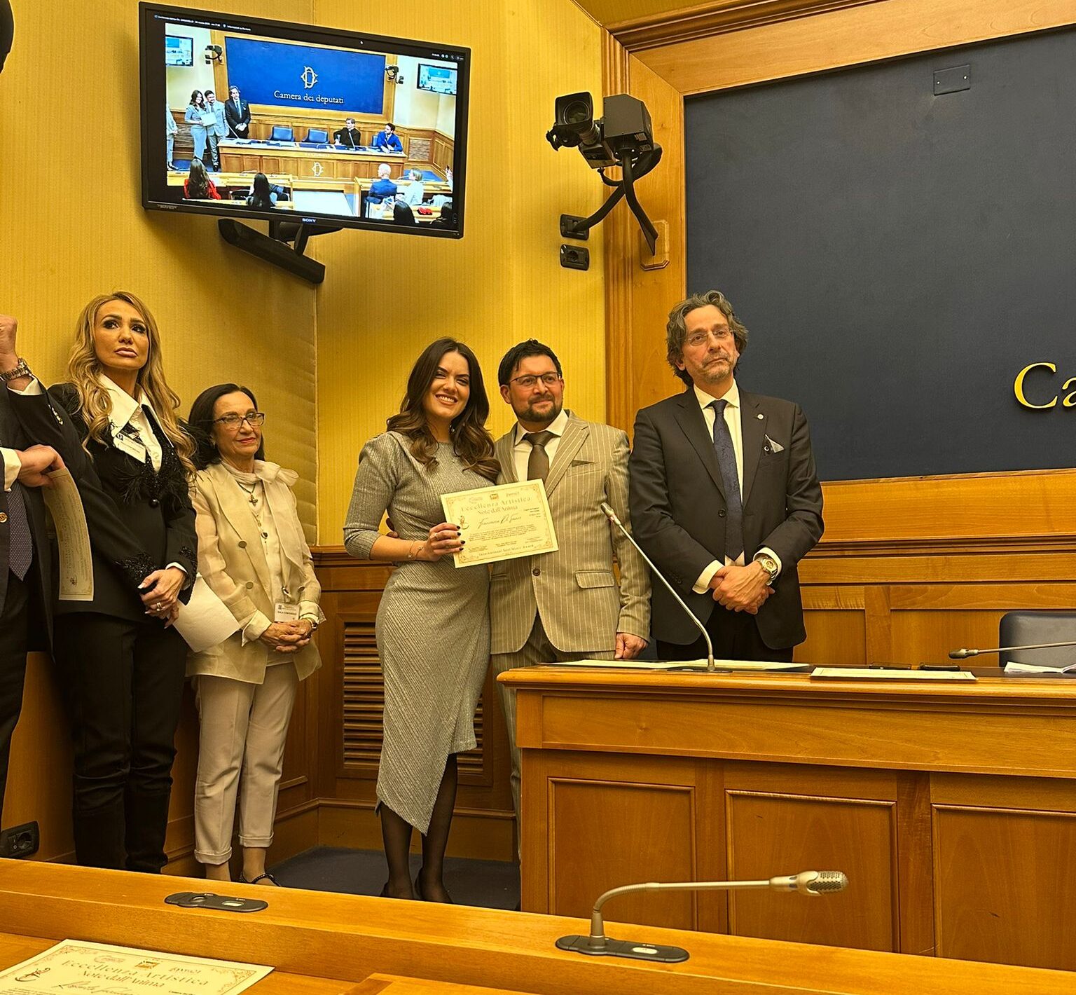 francesca di sauro, tommaso scattolari, giovanni barretta #francescadisauro #commissioneopera